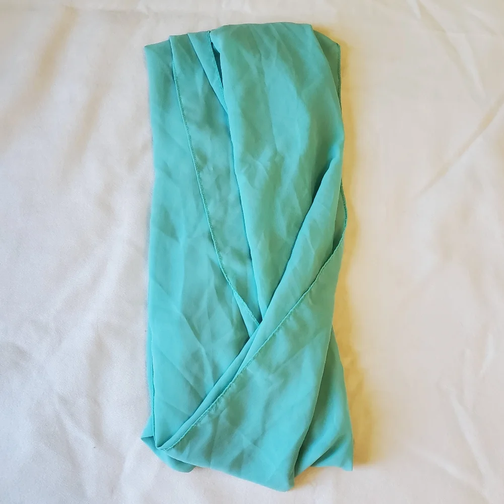 Set of Four Turquoise Chiffon Table Runners